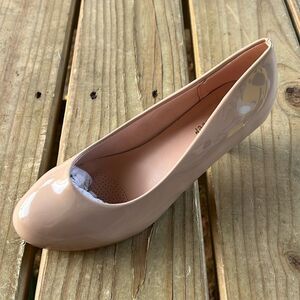 Amputee Left Foot - Forever Size 9 Beige Cream High Heel Kitten Closed Toe